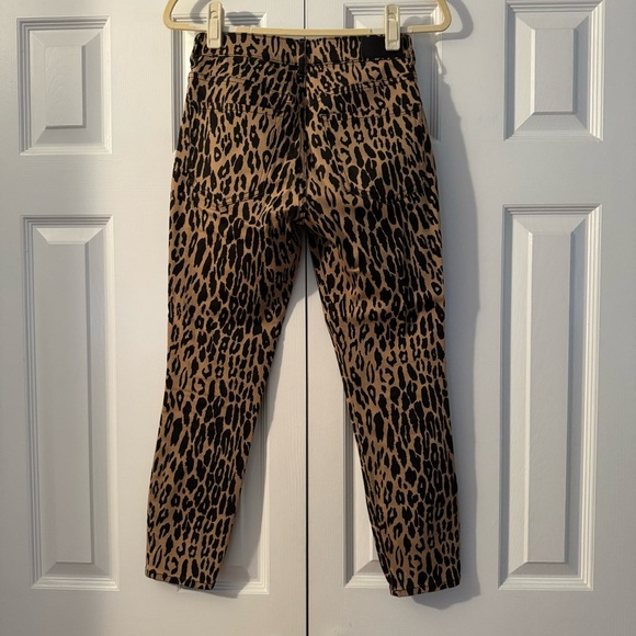 Express cheetah print crop jeans - Picture 2 of 4